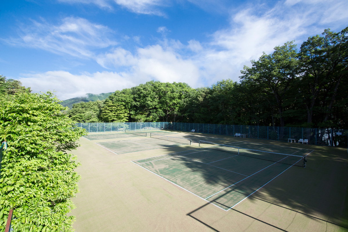 Tennis Courts